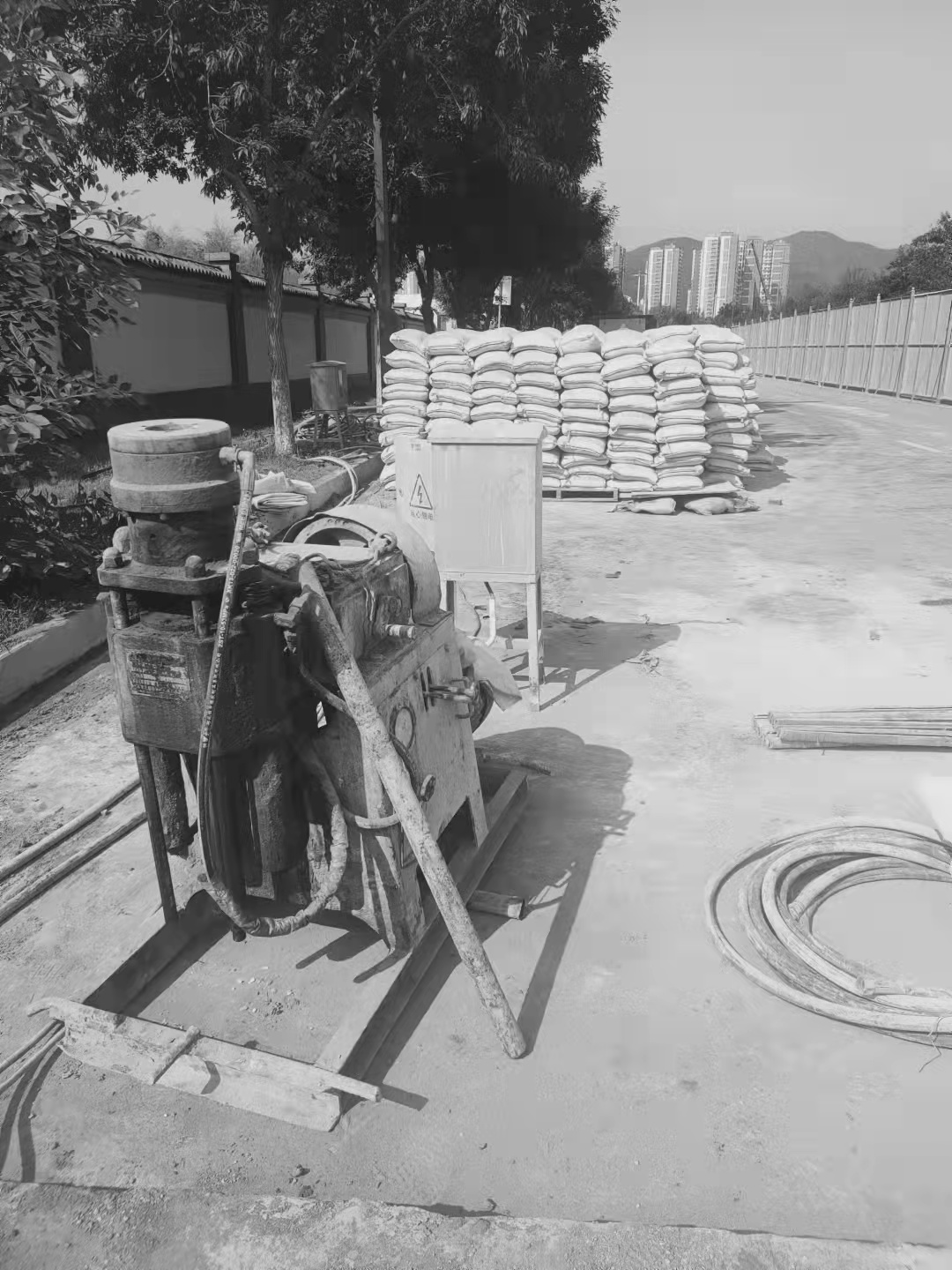 市中场区重载车疑难路基处理方案